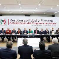 PRI anuncia que enfrentará al "gobierno autoritario" de AMLO en las calles