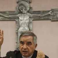 Fiscal del Vaticano pide sentenciar a acusados en escándalo financiero