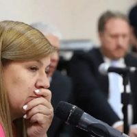 Trabaron embargos de bienes y cuentas bancarias por 120 millones de pesos a Gloria Ruiz