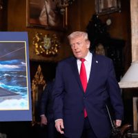 Trump anuncia nuevos buques de guerra que llevarán su nombre