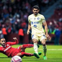 Toluca pega primero y vence 2-1 al América en la ida de las semifinales