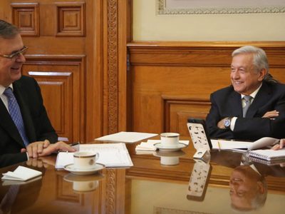 AMLO y Kamala Harris hablan sobre migración y apertura de la frontera para reactivar economía