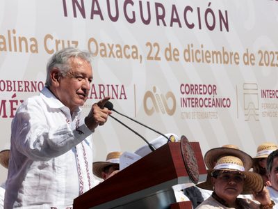 “Queremos tener éxito”, dice AMLO en la inauguración del Ferrocarril del Istmo de Tehuantepec
