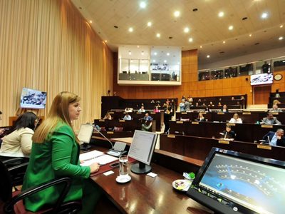 Fondo anticíclico: diputados hacen cuentas, ANEL apoya, mientras esperan por un guiño de Figueroa