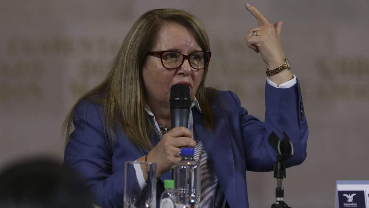 El pasado 5 de septiembre, durante una manifestación a favor de la reforma judicial, las ministras Loretta Ortiz y Lenia Batres alzaron la mano para ser candidatas y conformar la nueva SCJN