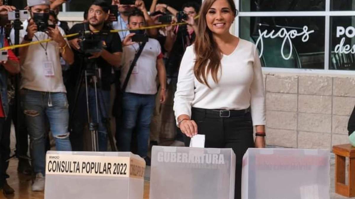 Mara Lezama Espinosa el día de la votación