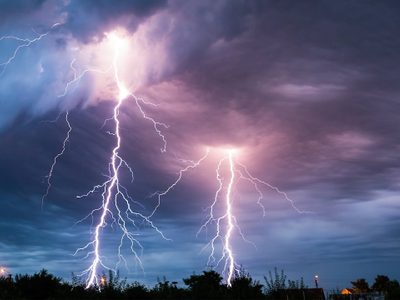 Brindaron recomendaciones de cómo actuar ante una tormenta eléctrica
