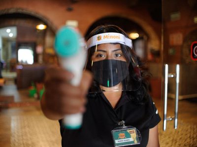 Por covid-19, anuncian nuevas restricciones para comercios en Edomex