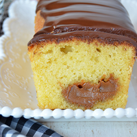 Budín de ricotta con corazón de dulce de leche: una receta rápida y deliciosa para matear este finde