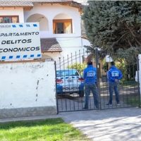 Dos mujeres fueron detenidas por falsificación de documentos a un médico de Neuquén