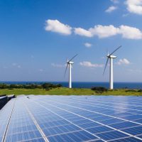 La generación de energía eléctrica y las renovables subieron en julio