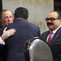 Meade: los aires echeverristas, los aires viejos
