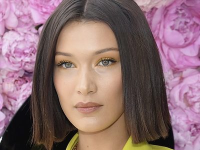 ¿Era necesario? Bella Hadid se mostró al natural para hablar del coronavirus. ¡Frente al espejo!
