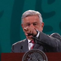 AMLO y su crítica a intelectuales: "una élite completamente separada del pueblo"