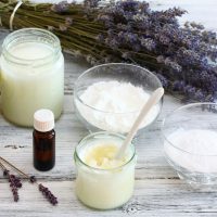 Desodorante casero con 4 ingredientes: sin gastar de más y se hace de forma muy sencilla
