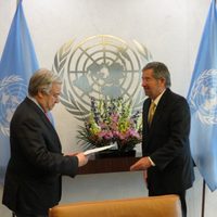 Reciben cartas credenciales de Juan Ramón de la Fuente en la ONU