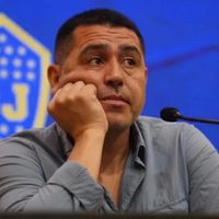 Antes del primer refuerzo: la importante decisión que tomó Riquelme en Boca