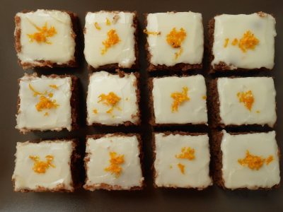 Cuadraditos de naranja: con pocos ingredientes, hacé esta tremenda receta para acompañar con mates o café