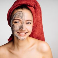 Cuatro trucos de belleza infalibles para mujeres muy ocupadas