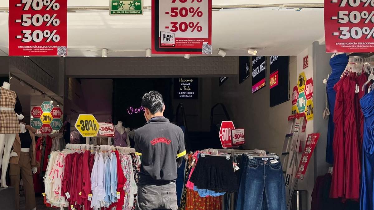Una tienda de ropa durante el Buen Fin
