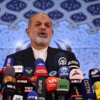 Irán condena firmemente la "ilegal" solicitud de arresto de Argentina contra su ministro del Interio