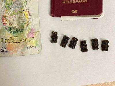Detienen a alemán por traficar gomitas de cannabis