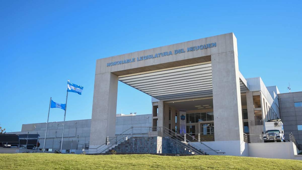 Sede de la Legislatura de Neuquén. Fuente: (Twitter)