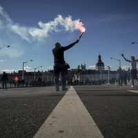 Masivas manifestaciones en Francia por la reforma en las pensiones de Macron