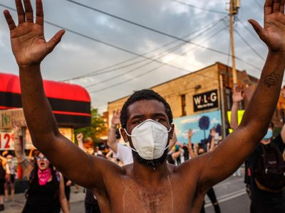 Alerta en Estados Unidos por los posibles contagios de coronavirus tras las marchas por George Floyd