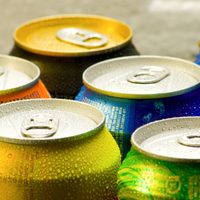 Nunca más tires las latas de cerveza vacías: creá este proyecto imprescindible si se corta la luz en casa