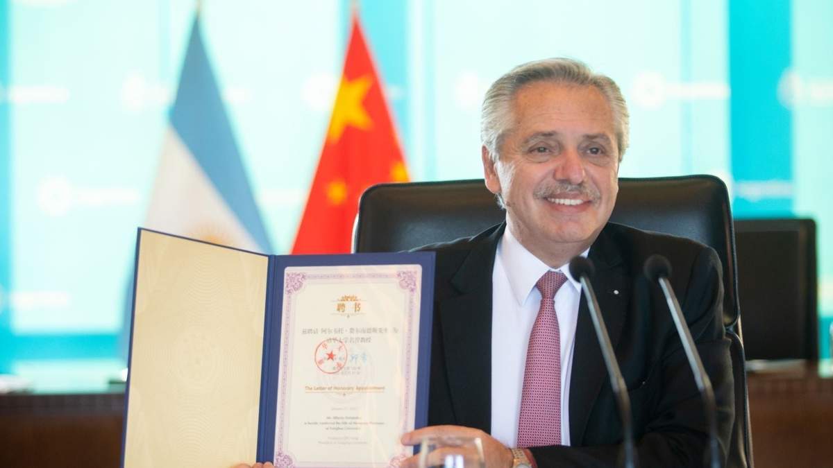Alberto Fernández, presidente de la Nación, acordó la incorporación de Argentina a la Ruta de la Seda. Fuente: (Twitter)
