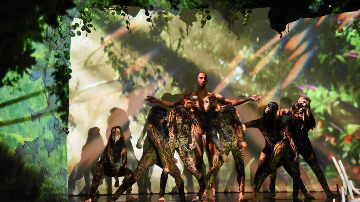Presentación de Delfos Danza Contemporánea en el Palacio de Bellas Artes el 29 de julio de 2023