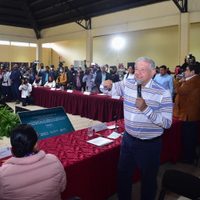 Damnificados de "Grace" irrumpen reunión de AMLO: "¿Me van a dejar hablar?" (Video)