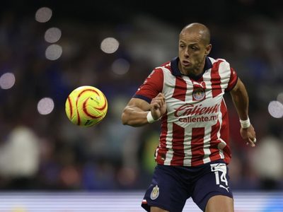 Chivas anuncia la salida de Javier “Chicharito” Hernández