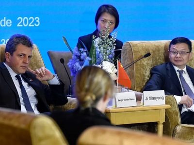 El Gobierno autorizó operaciones por la mitad del primer tramo del swap acordado con China