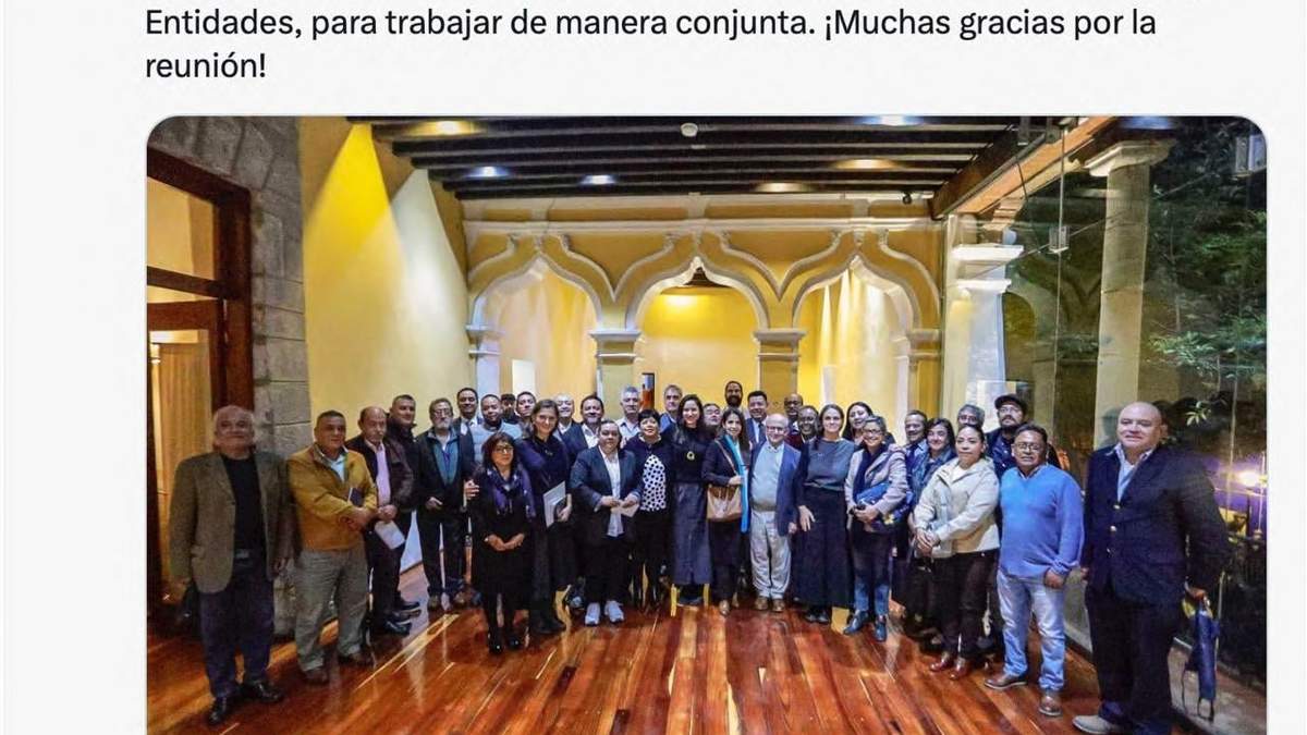 Captura del tuit de Claudia Curiel