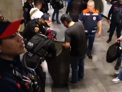 Policías decomisan más de una tonelada de pirotecnia en el Metro de la CDMX