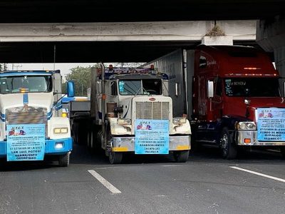 Segob y transportistas desactivan paro nacional y bloqueos en carreteras: esto fue lo que acordaron
