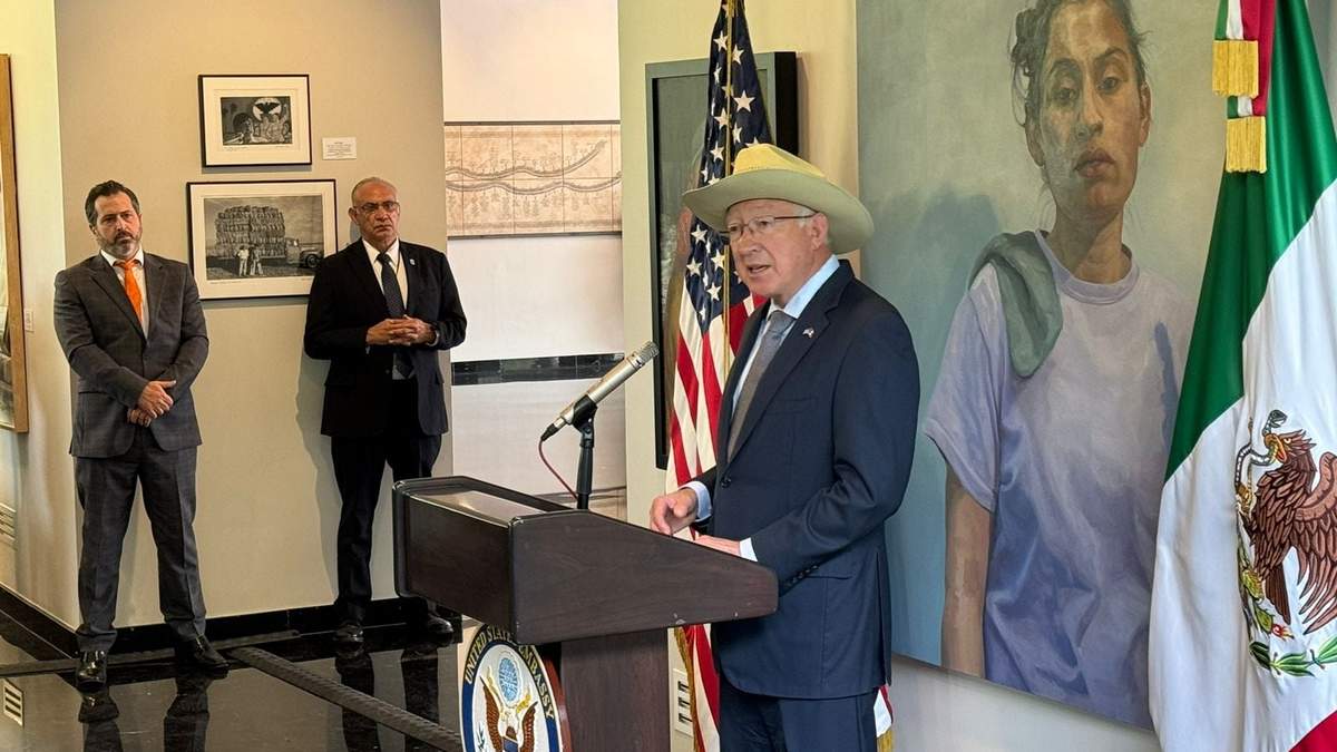 La semana pasada el Embajador de EU en México, Ken Salazar dijo que la elección de jueces por voto popular puede poner en riesgo la democracia mexicana y la relación comercial de ambos países