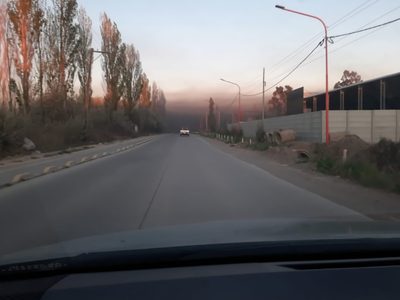 Una gran nube de humo cubrió Neuquén Capital: qué pasó
