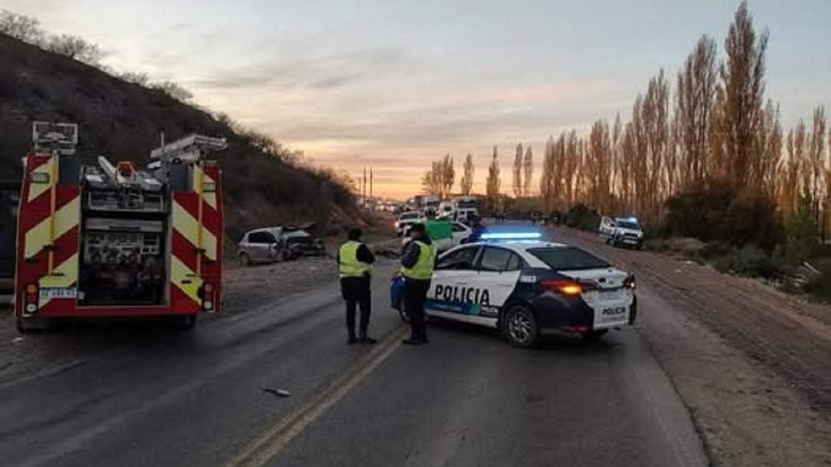 El choque fatal ocurrió en la ruta 7 en inmediaciones de Añelo. Fuente (X)