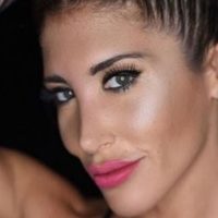 ¡Cuidado! Ayelén Paleo no usó nada para que tomen aire ¡Qué rebelde!