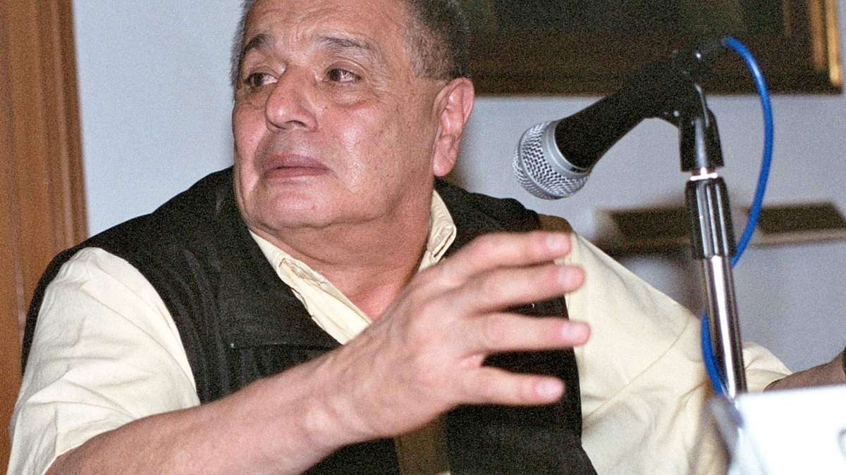 El escritor Gerardo de la Torre en una fotografía de 2008