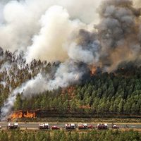 Los incendios no paran en Francia: los bomberos miran al cielo y esperan la lluvia