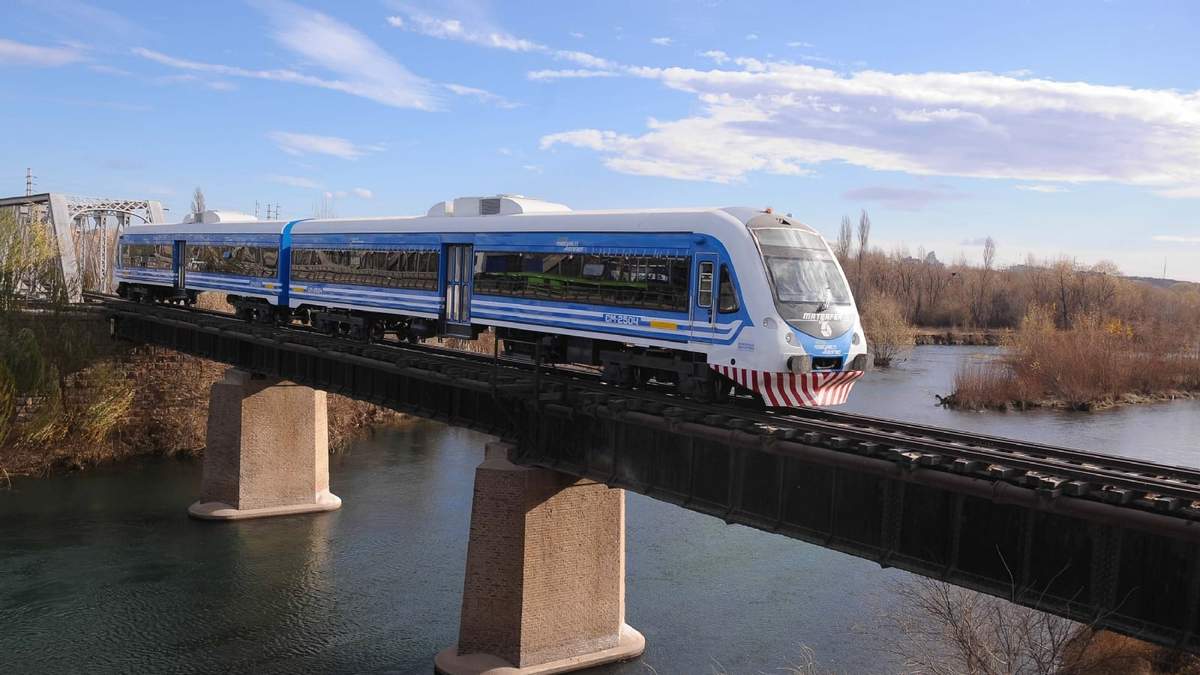 El Tren del Valle une Neuquén con Río Negro. Fuente: (Twitter)
