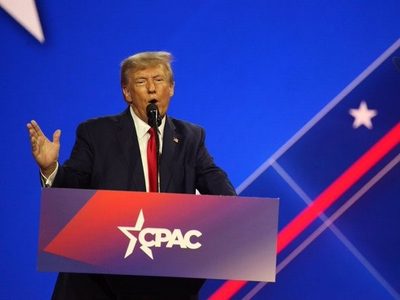 Trump pide la destitución de los jueces y fiscales encargados de sus causas abiertas