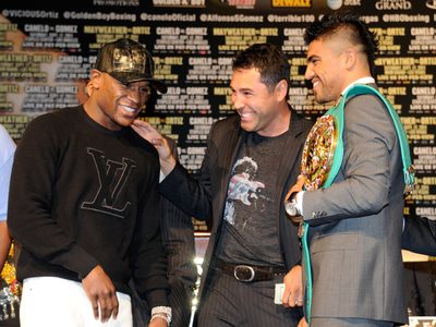 "Muy vergonzoso": Óscar De la Hoya fulminó a Floyd Mayweather