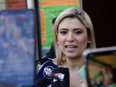Nadia Márquez negó las acusaciones de Mansilla y dijo que son parte de una campaña política en su contra