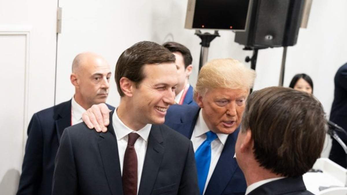 Jared Kushner junto con su suegro Donald Trump