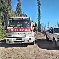San Patricio del Chañar: se quemaron más de mil contenedores y 200 manzanos a raíz de un incendio